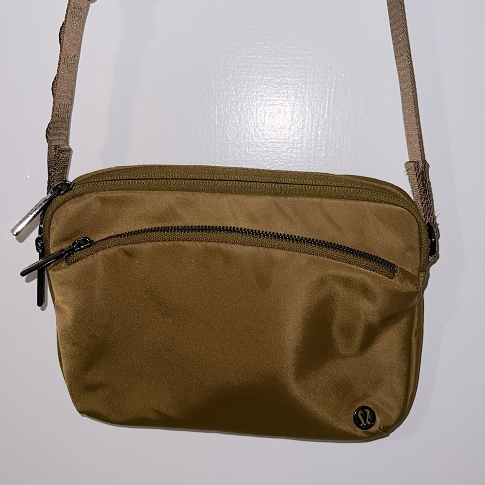 Lululemon Crossbody